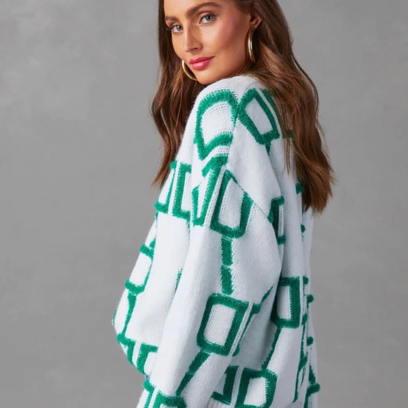 🆕 VICI -LAP OF LUXURY CARDIGAN ~ Green & White - Size Medium/ Large - Picture 7 of 9